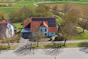 Großzügig, lichtdurchflutet und unzählige Möglichkeiten - Geräumiges Wohnhaus in Eggingen – Die vollständige Adresse der Immobilie erhältst du vom Anbieter., 89079 Eggingen, Ulm – Vorschaubild 23
