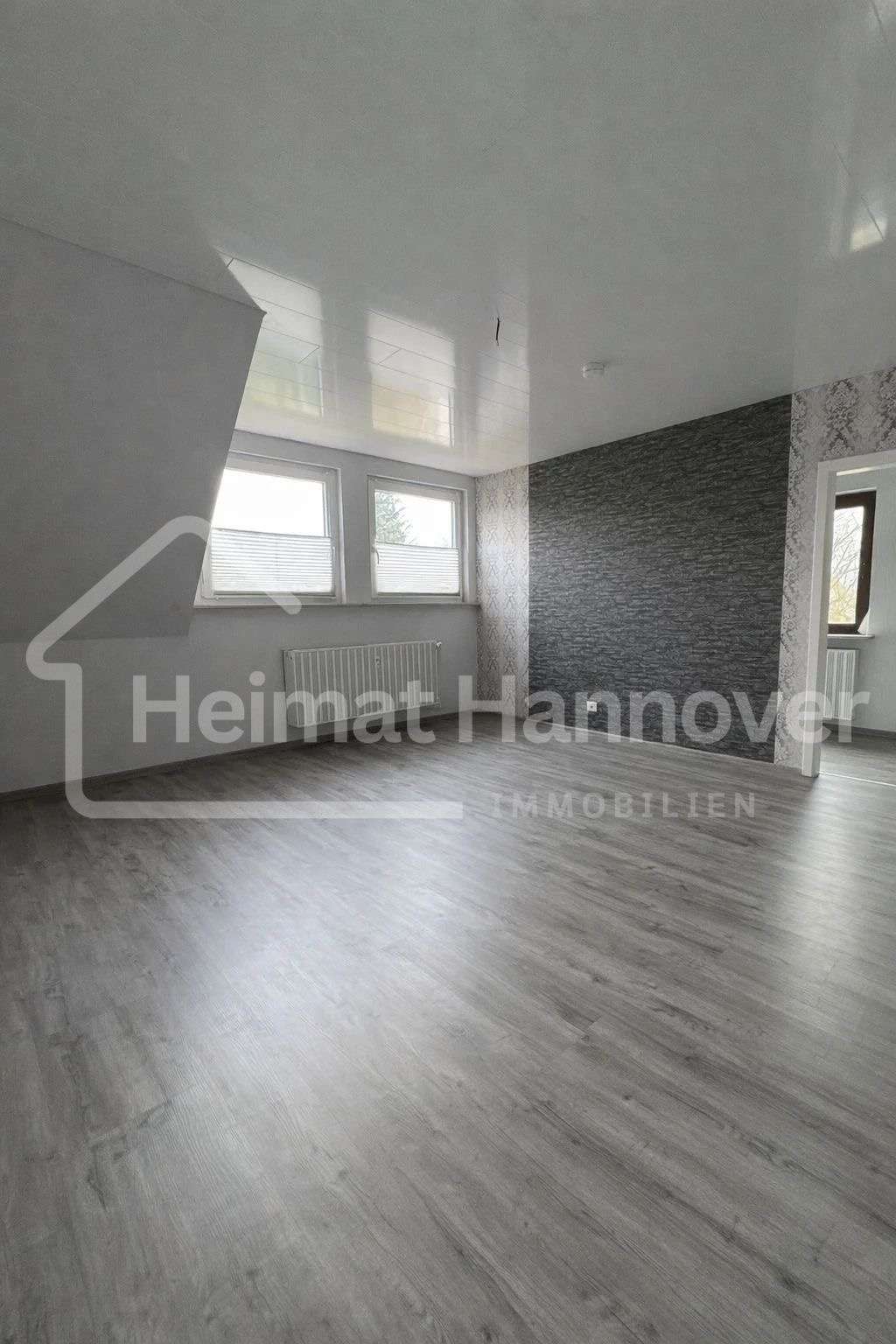 Immobilie in Uetze - Großzügiges 1–2-Familienhaus mit Pool und großem Grundstück in zentraler Lage von Uetze - Bild 5