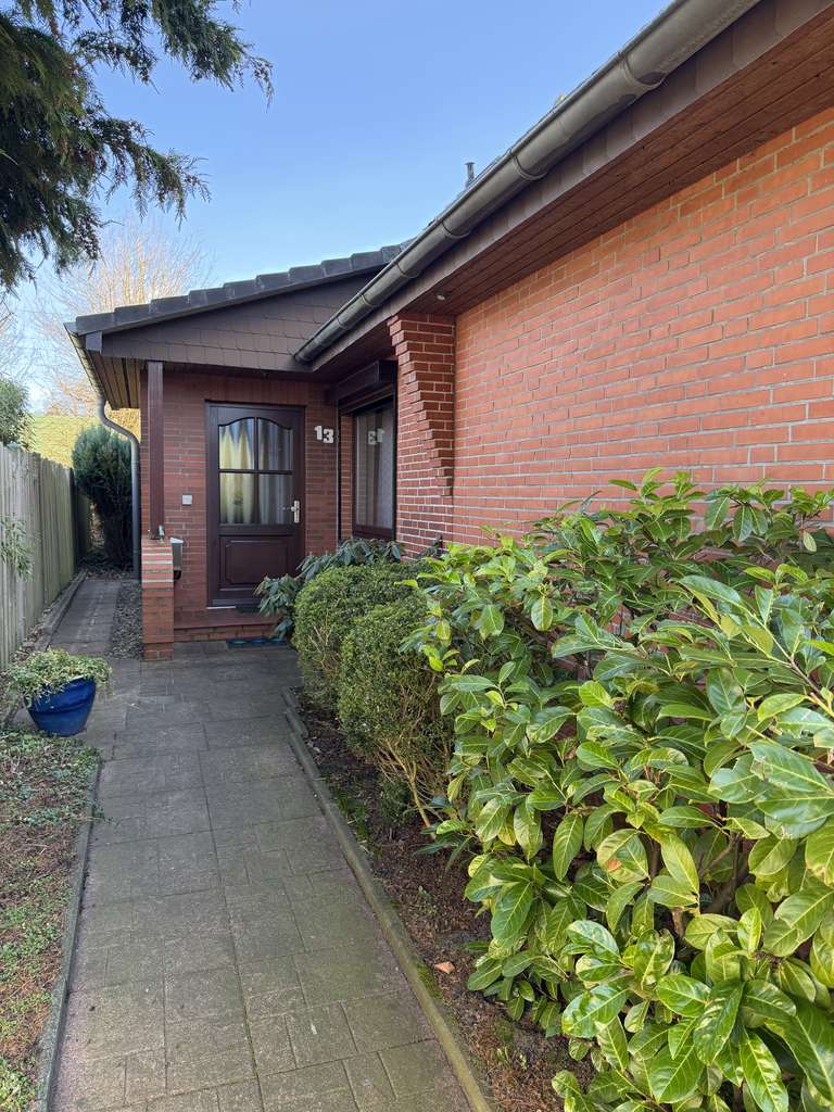 Immobilie in Alt Duvenstedt - Vorzeigbares und bestens familiengerechtes Ein-/Zweifamilienhaus in ruhiger Sackgassenendlage! - Bild 1