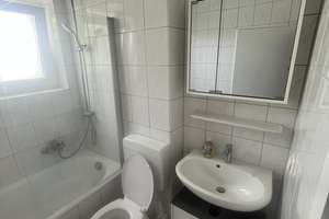 Neuwertige 3-Zi-Whg mit Küche und Balkon / Nice 3-Room-Flat with Kitchen and Balcony – 67061 Süd, Ludwigshafen am Rhein – Vorschaubild 3