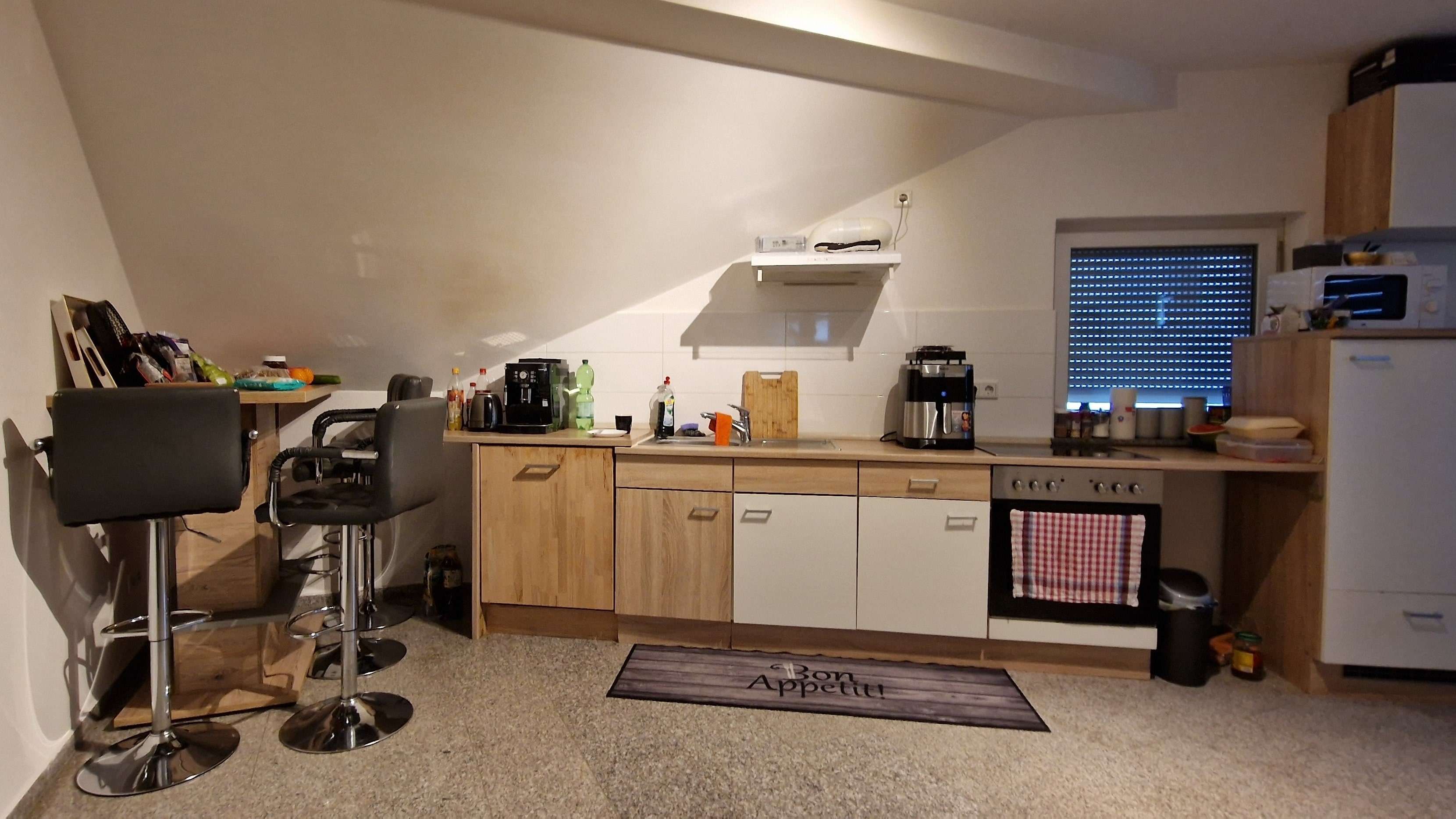 Immobilie in Pöttmes - Außergewöhnliches Einfamilienhaus mit Einliegerwohnung. - Bild 4