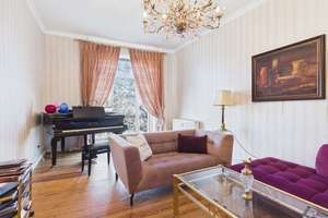 Stilvolle 4-Zimmer-Altbauwohnung mit zwei Balkonen, Aufzug und außergewöhnlichem Raumgefühl – Die vollständige Adresse der Immobilie erhältst du vom Anbieter., 76185 Weststadt, Karlsruhe – Vorschaubild 5