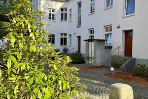 Einzigartiges Remisen-Juwel am Babelsberger Park – Aufstockung, Sanierung und Gartenhof-Idylle – Die vollständige Adresse der Immobilie erhältst du vom Anbieter., 14482 Babelsberg Nord, Potsdam – Vorschaubild 4