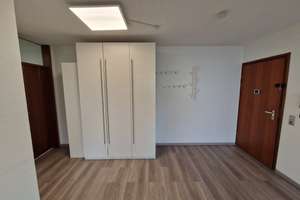 Schöne 1,5-Zimmer-Wohnung mit Balkon und Tiefgaragen-Stellplatz in Freiburg Stühlinger – 79106 Alt-Stühlinger, Freiburg im Breisgau – Vorschaubild 10