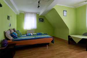 Provisionsfrei! Einfamilienhaus mit Nebengebäude und großem Grundstück (846 m²) in Straubenhardt! – Enzkreis – Vorschaubild 11
