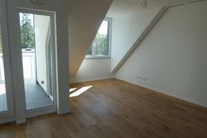 Neue Dachgeschosswohnung mit Flair im Energiesparhaus mit moderner Heiztechnik in Bonn   – Die vollständige Adresse der Immobilie erhältst du vom Anbieter., 53121 Endenich, Bonn – Vorschaubild 6