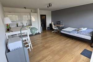 Bezugsfrei: Schönes Apartment mit Balkon, Stellplatz und EBK