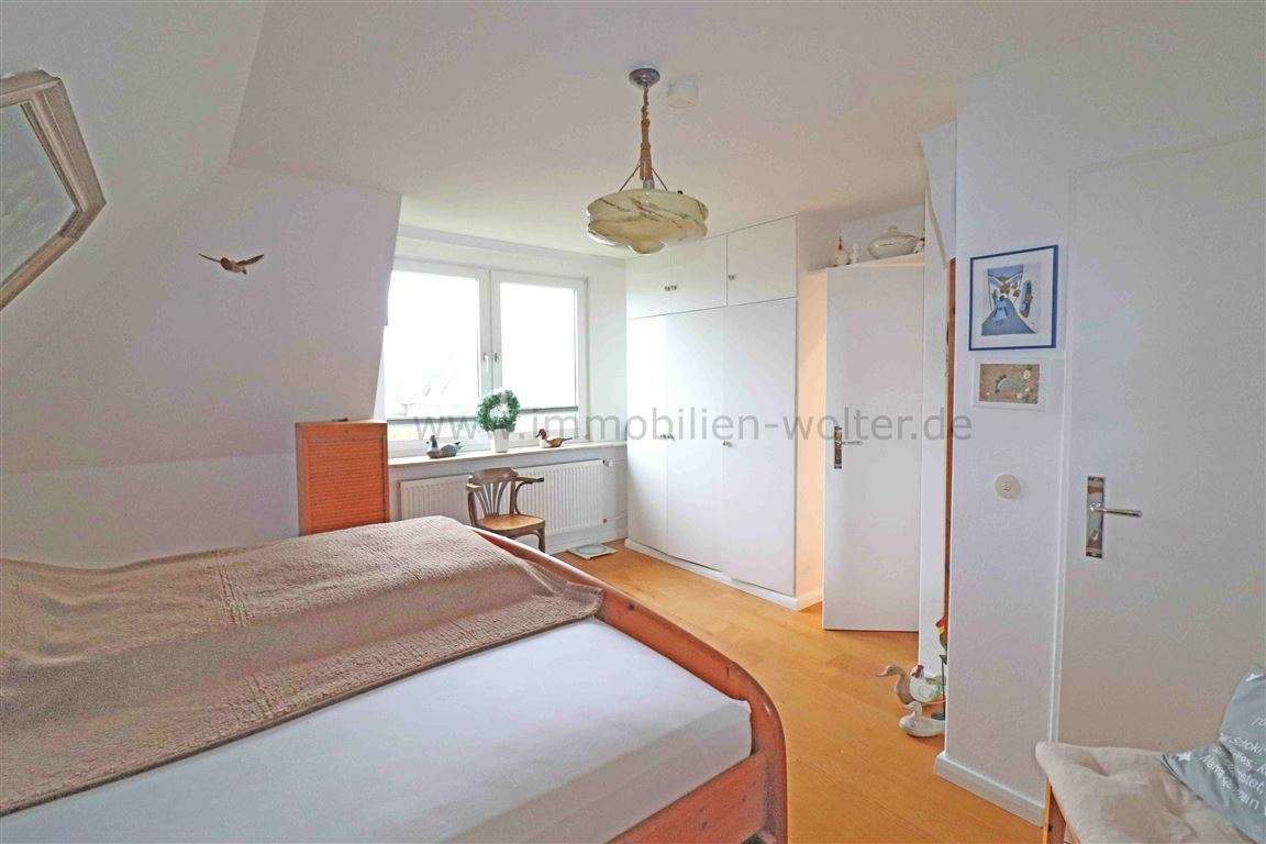 Immobilie in Wyk auf Föhr - *** Keine Käuferprovision - Großzügig & ruhig: ca. 153 m² Wohnfläche., ca. 860 m² Grundstück  –*** - Bild 1