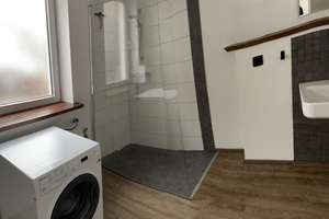 Attraktive und vollst. renovierte 3-Raum-EG-Wohnung mit geh. Innenausstattung mit EBK – Odenkirchener Strasse 307, 41236 Heyden, Mönchengladbach – Vorschaubild 5