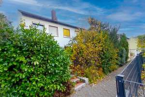Gemütliches Einfamilienhaus mit vielfältigen Gestaltungsmöglichkeiten in ruhiger Lage – Die vollständige Adresse der Immobilie erhältst du vom Anbieter., 55545 Bad Kreuznach – Vorschaubild 2