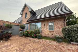 Exklusives freistehendes Einfamilienhaus an den Tinnumer Wiesen – Die vollständige Adresse der Immobilie erhältst du vom Anbieter., 25980 Sylt (Gemeinde) – Vorschaubild 2