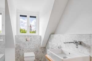 Exklusive 4-Zimmer-DG-Wohnung mit Kaminanschluss & Terrassen – historischer Charme, moderner Luxus! – Hähnelstraße 3, 12159 Friedenau, Berlin – Vorschaubild 37