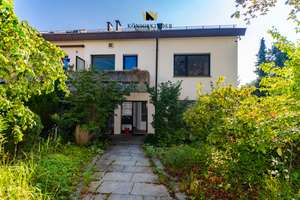 Attraktives Vierfamilienhaus mit modernisiertem Wohnkomfort und flexiblen Nutzungsmöglichkeiten