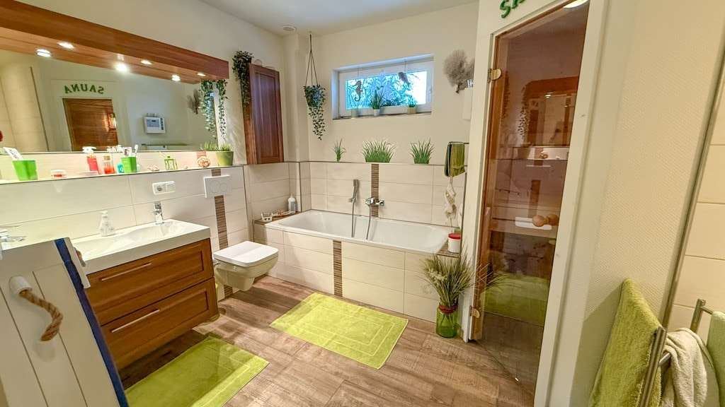 Immobilie in Hürup - Dänisches Wohnflair trifft Effizienz! Ebenerdig bewohnbares Holzhaus mit Doppelcarport - Bild 4