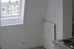 Stilvolle ruhige 3-Zi-Dachgeschosswohnung – eigene Etage, Dachbalken & Gartenmitnutzung – Die vollständige Adresse der Immobilie erhältst du vom Anbieter., 24114 Südfriedhof, Kiel – Vorschaubild 16