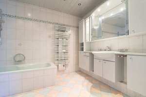 Wohnen mit Mehrwert - Großzügiges Zuhause mit Wellnessbereich und Einliegerpotenzial – Die vollständige Adresse der Immobilie erhältst du vom Anbieter., 90453 Katzwang, Reichelsdorf Ost, Reichelsdorfer Keller, Nürnberg – Vorschaubild 12