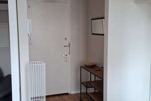 Moderne, voll möblierte 1,5-Zimmer-Wohnung in zentraler Lage/Fully furnished 1.5-room apartment in c – Bahnhofstraße 18, 65185 Mitte, Wiesbaden – Vorschaubild 8
