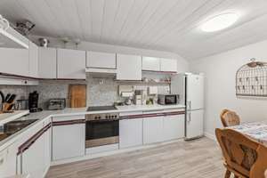 Wohnhaus mit diversen Nutzungsmöglichkeiten – Die vollständige Adresse der Immobilie erhältst du vom Anbieter., 95466 Weidenberg – Vorschaubild 4