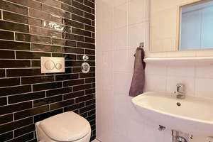 Charmante Dachgeschoss-Maisonette mit Dachterrasse – ideal für junge Paare und kleine Familien! – Die vollständige Adresse der Immobilie erhältst du vom Anbieter., 50823 Neuehrenfeld, Köln – Vorschaubild 14