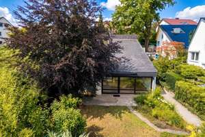 Familienhaus mit Charakter – Die vollständige Adresse der Immobilie erhältst du vom Anbieter., 70619 Riedenberg, Stuttgart – Vorschaubild 1
