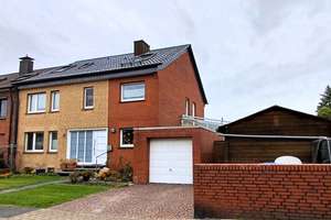 Gartenidylle mit sehr gepflegtem  Zweifamilienhaus und mit Einliegerwohnung  direkt am Alsbachtal! – Die vollständige Adresse der Immobilie erhältst du vom Anbieter., 46149 Alsfeld, Oberhausen – Vorschaubild 2