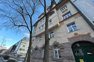 Denkmalschutz: Elegante 4-Zimmer-Eigentumswohnung in Top-Lage von Fürth