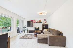 Helle 3-Zimmer-Oase mit Balkon, Marmor-Flair & viel Potenzial!