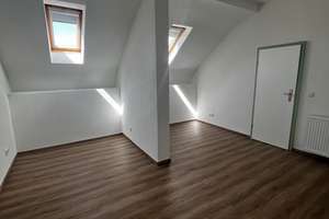 Geräumiges 9-Zimmer Haus mit Hof, Garagen und Garten in Münster (Darmstadt-Dieburg) – Die vollständige Adresse der Immobilie erhältst du vom Anbieter., 64839 Münster – Vorschaubild 7