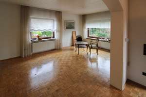 Einfamilienhaus mit Vollkeller und Sauna in Altenholz-Klausdorf - renovierungsbedürftig – Die vollständige Adresse der Immobilie erhältst du vom Anbieter., 24161 Altenholz – Vorschaubild 2