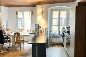 2-Zimmer-Altbauwohnung im historischen Altbau in der Altstadt! – Die vollständige Adresse der Immobilie erhältst du vom Anbieter., 93047 Innenstadt, Regensburg – Vorschaubild 2