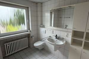 Schöne Ruhige Wohnung mit 3 Zimmern und Balkon in Bonn – Kragstraße 10, 53123 Duisdorf, Bonn – Vorschaubild 11