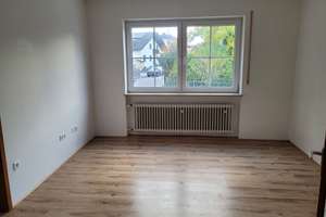 Gepflegtes Einfamilienhaus mit 6 Zimmern in Ingolstadt Süd – Die vollständige Adresse der Immobilie erhältst du vom Anbieter., 85051 Süd, Ingolstadt – Vorschaubild 13