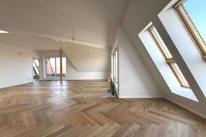 Provisionsfrei...SCHÖNE, SEHR HELLE DACHGESCHOSS-WHG. M. 2 x TERRASSEN WEITBLICK, LIFT-BARRIEREFREI – Die vollständige Adresse der Immobilie erhältst du vom Anbieter., 10405 Prenzlauer Berg, Berlin – Vorschaubild 7