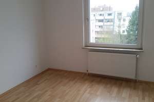 helle zwei Zimmer Wohnung mit Balkon Nähe Stöckener Markt – Die vollständige Adresse der Immobilie erhältst du vom Anbieter., 30419 Stöcken, Hannover – Vorschaubild 3