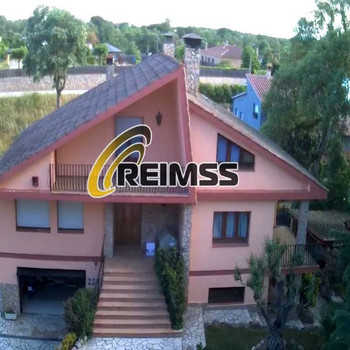 SCHÖNES EINFAMILIENHAUS IN URBANIZACON, CALDES DE MALAVELLA