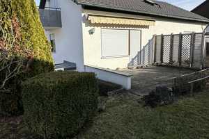 Einfamilienhaus mit Garage und Garten – Reutlingen (Kreis) – Vorschaubild 3