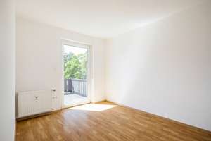Moderne 3-ZKB mit Dachterrasse, EBK und Garage - zentral in Göggingen! – Die vollständige Adresse der Immobilie erhältst du vom Anbieter., 86199 Göggingen-Süd, Augsburg – Vorschaubild 2