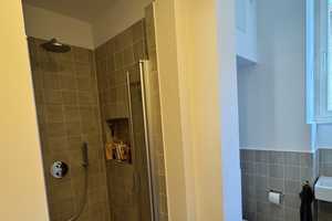 Renovierte Altbau 3-Zimmer-Wohnung mit Stuck, Fischgrätparkett & Balkon – Vogelsangstraße 18, 70176 Stuttgart – Vorschaubild 9