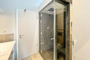 Penthouse Wohnung in einer der beliebten Dünenvillen an der Hafenpromenade am Priwall – Die vollständige Adresse der Immobilie erhältst du vom Anbieter., 23570 Travemünde, Lübeck – Vorschaubild 19