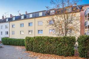 Solides Mehrfamilienhaus mit 13 Wohneinheiten und 17 Garagen in zentraler Lage – Die vollständige Adresse der Immobilie erhältst du vom Anbieter., 45881 Schalke, Gelsenkirchen – Vorschaubild 4