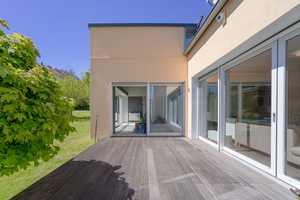 Außergewöhnliche Architektenvilla mit Schwimmbad in bester Wohnlage! – Kelheim (Kreis) – Vorschaubild 29