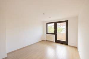 Attraktive 4-Zimmer Wohnung mit 2 Balkonen und Einbauküche – Hagenring 61, 38106 Östliches Ringgebiet, Braunschweig – Vorschaubild 5