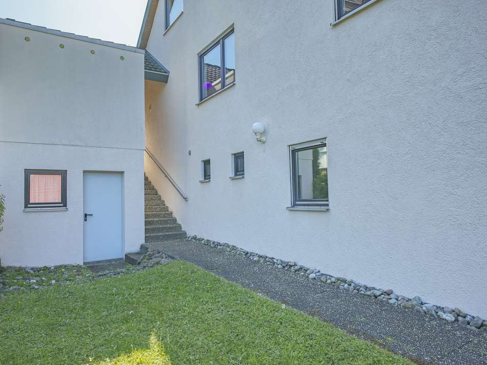 Zugang Garten und Raum unter d