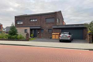 Geräumiges, günstiges und neuwertiges 6-Zimmer-Einfamilienhaus Stade PROVISIONSFREI  – Die vollständige Adresse der Immobilie erhältst du vom Anbieter., 21680 Stade – Vorschaubild 1