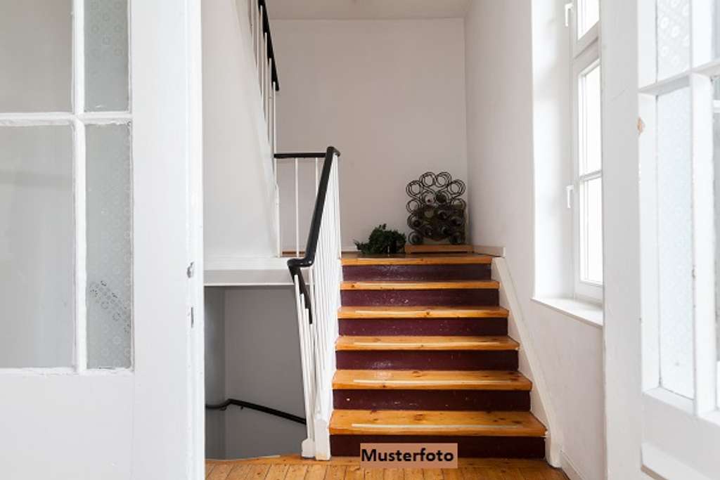 Hier fehlt noch der letzte Schliff! Maisonettewohnung mit Terrasse