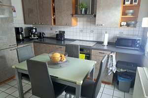 -Für die kleine Familie-
Gemütliches, modernisiertes Einfamilienhaus auf schön angelegtem Grundstüc – Die vollständige Adresse der Immobilie erhältst du vom Anbieter., 47443 Hochstraß, Moers – Vorschaubild 11