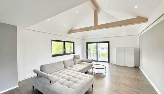 Bild von Platz für Familie, Arbeit & mehr 🏠 Stilvolles Mehrfamilienhaus mit Gartenparadies