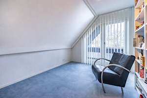 Attraktive Doppelhaushälfte mit viel Sonne und Wohlfühlcharakter – Die vollständige Adresse der Immobilie erhältst du vom Anbieter., 22609 Groß Flottbek, Hamburg – Vorschaubild 7