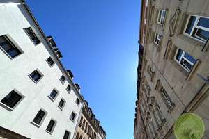 ** NEUbau & "neuer" AltbauCharme mit über 42 QM  Wohnzimmer  ** 4 Zimmer ** Nähe Wiesengrund **