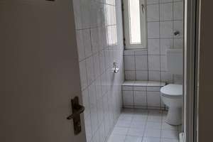Günstige, helle drei Zimmer Wohnung !!!! – Die vollständige Adresse der Immobilie erhältst du vom Anbieter., 47137 Untermeiderich, Duisburg – Vorschaubild 2